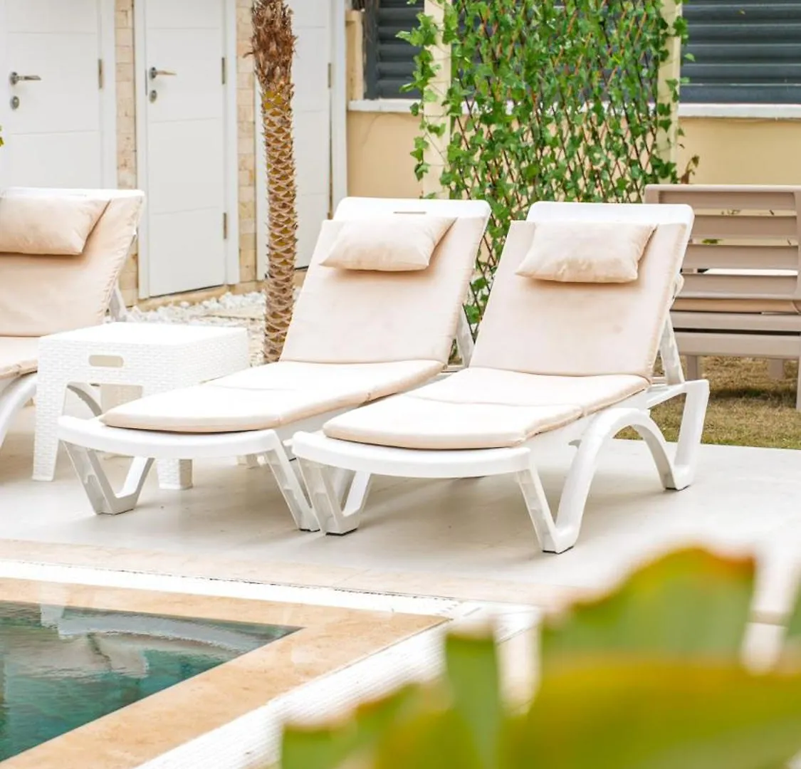 Anzede Konaklama Çeşme Hotel